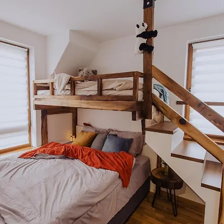 Divcinova Planinski A9 *