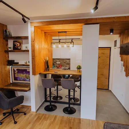 Apartment Divcinova Planinski A9