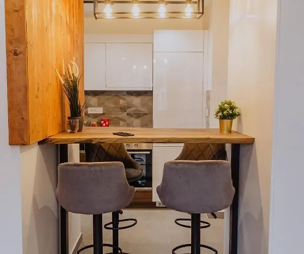 아파트 Divcinova Planinski A9