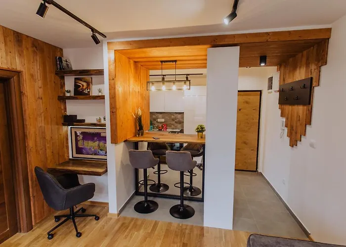 아파트 Divcinova Planinski A9